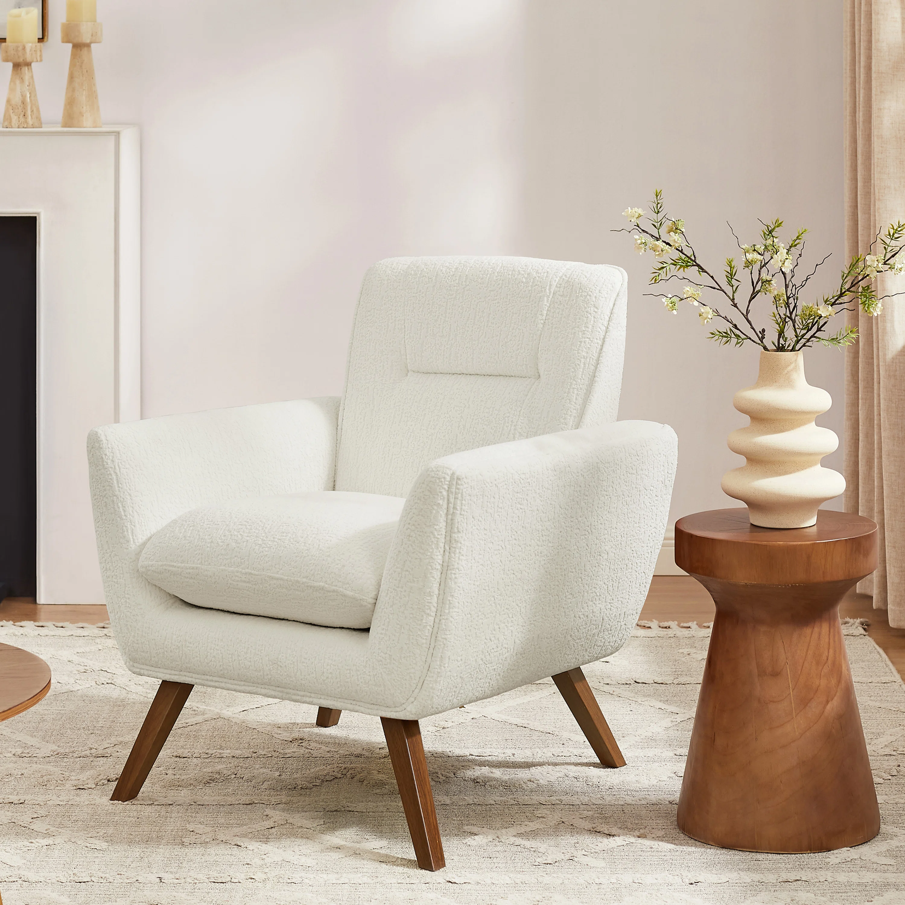 Robertia Upholstered Armchair Accent Chair With Tufted Back